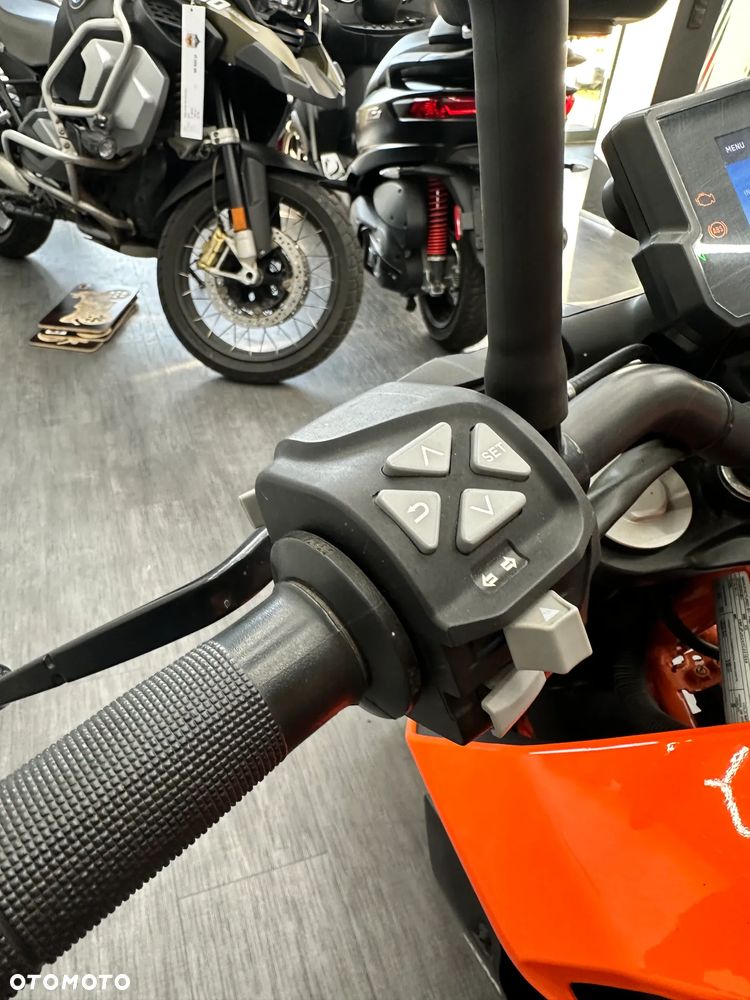 KTM Duke - 5