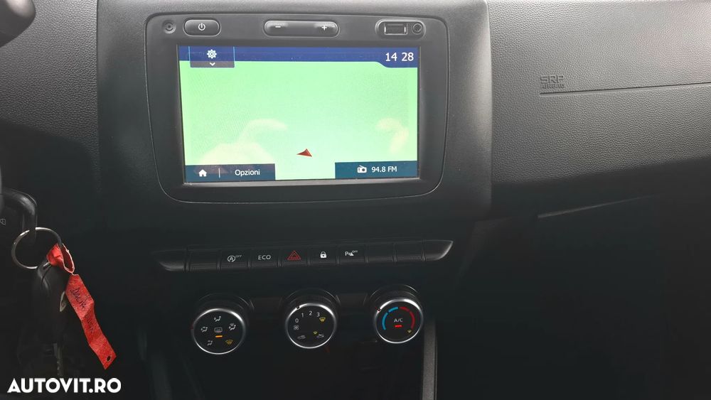 Dacia Duster 1.6 SCe Comfort - 9