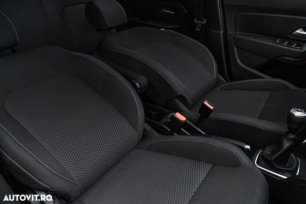 Dacia Duster 1.5 Blue dCi 4WD Comfort - 32