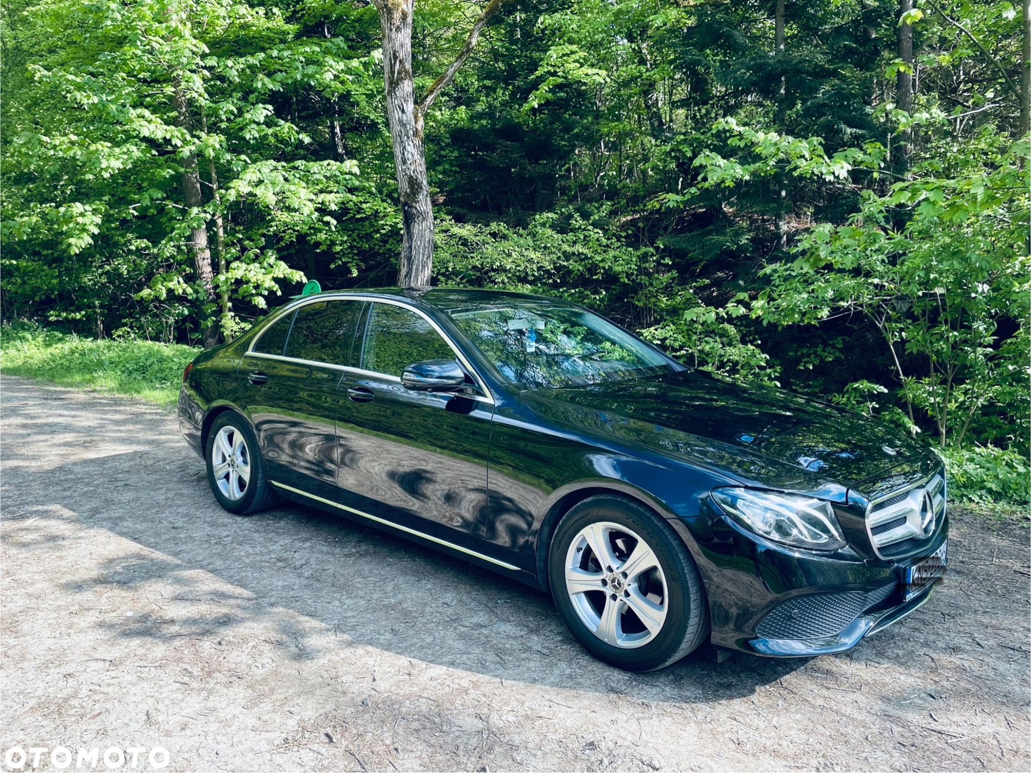 Mercedes-Benz Klasa E 220 d T 9G-TRONIC - 4