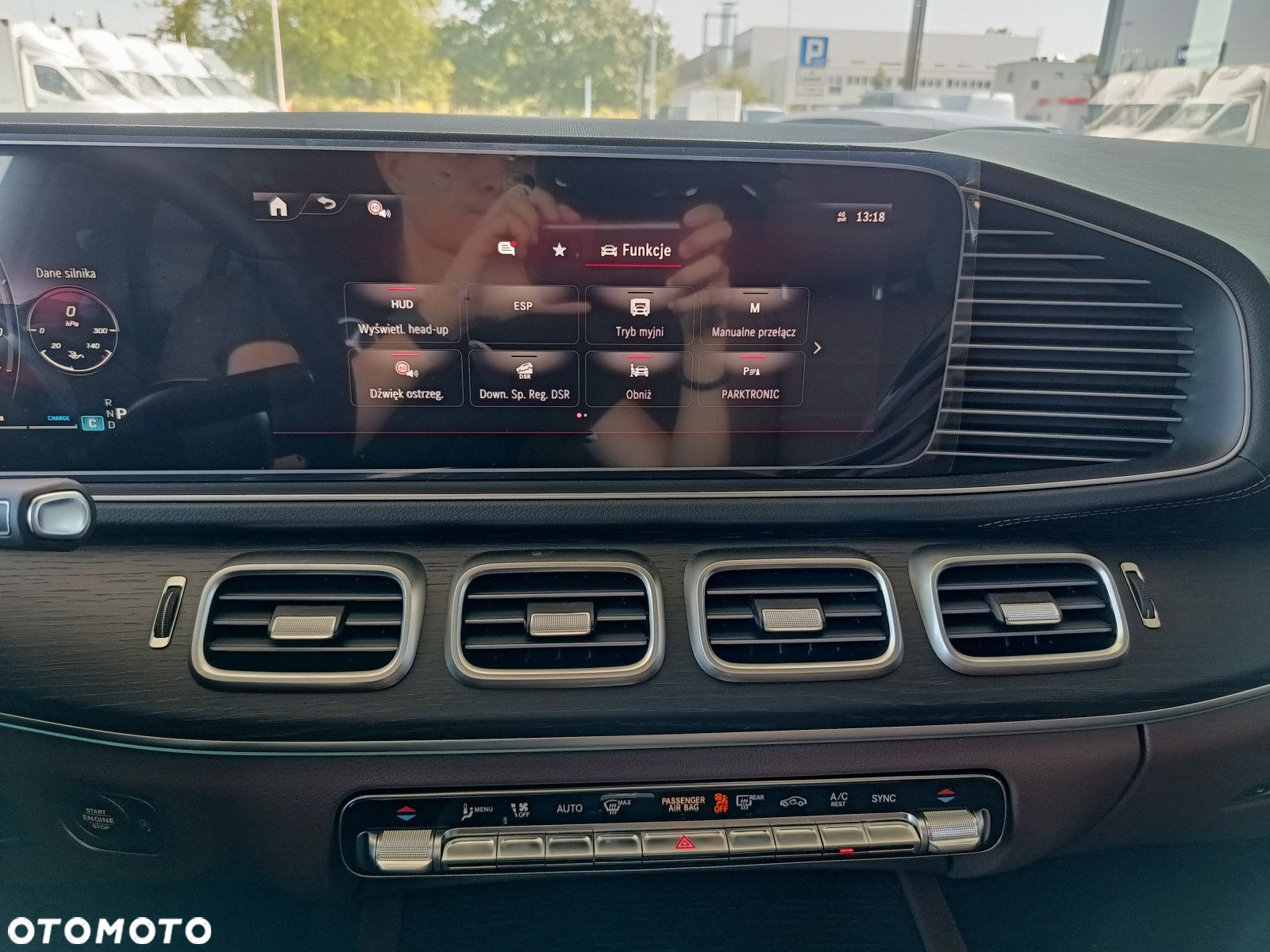 Mercedes-Benz GLE - 26