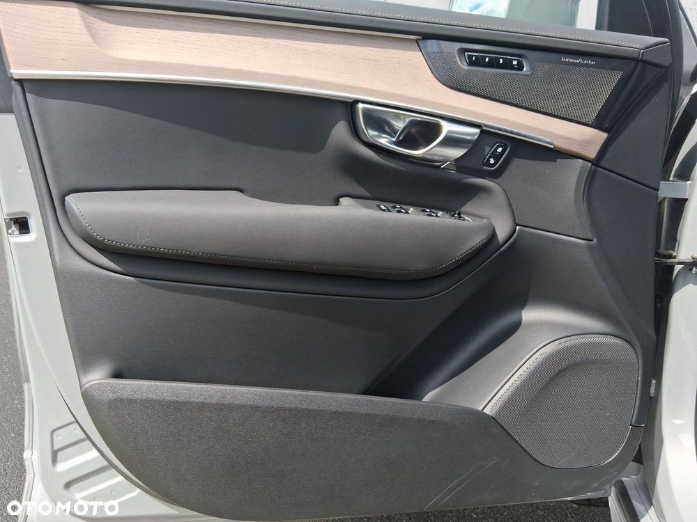 Volvo XC 90 - 11