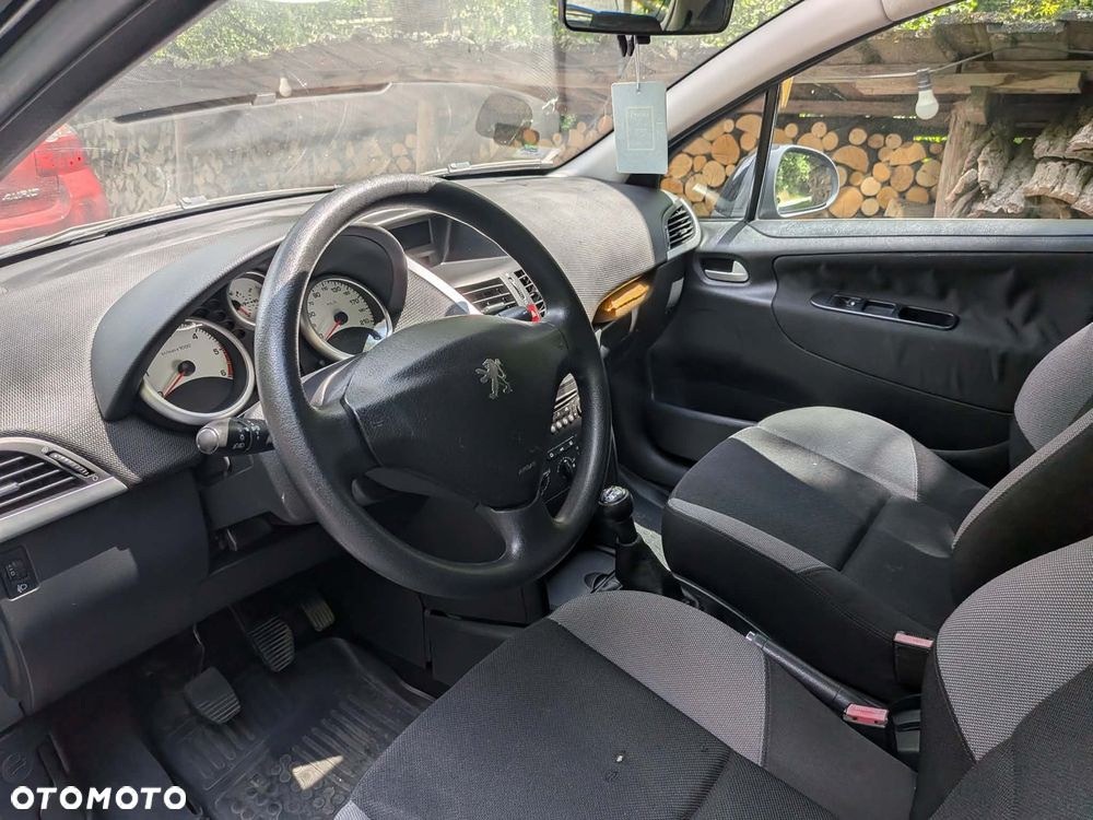 Peugeot 207 1.6 HDi - 5