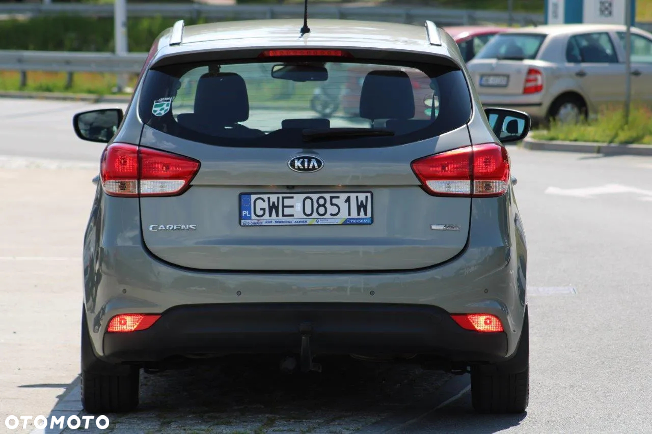 Kia Carens 1.7 CRDi XL 7os - 15