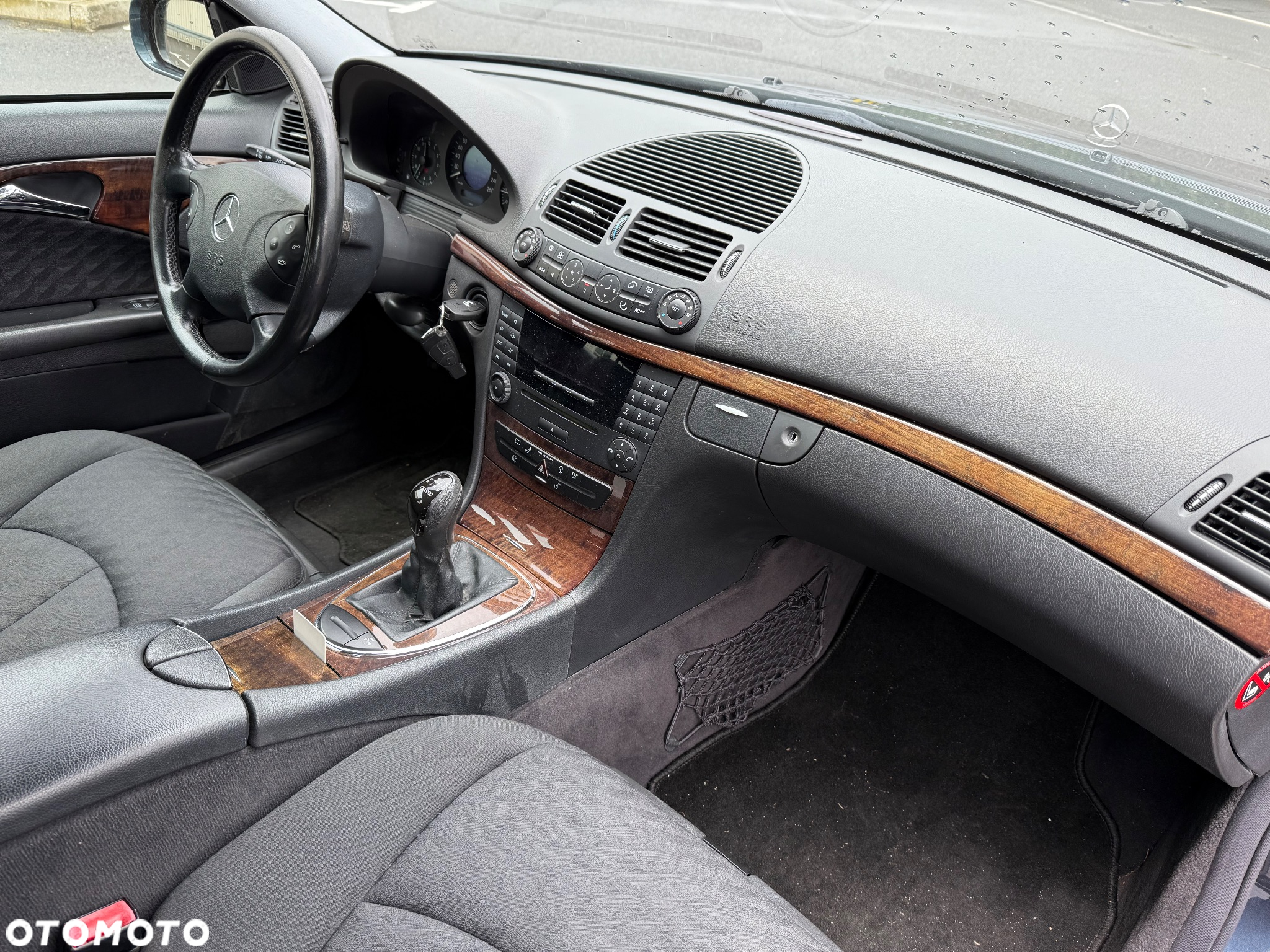 Mercedes-Benz Klasa E 200 Kompressor T Elegance - 38