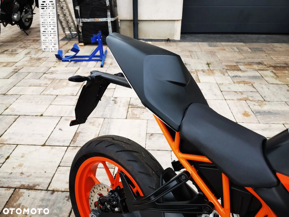 KTM RC 125 - 20