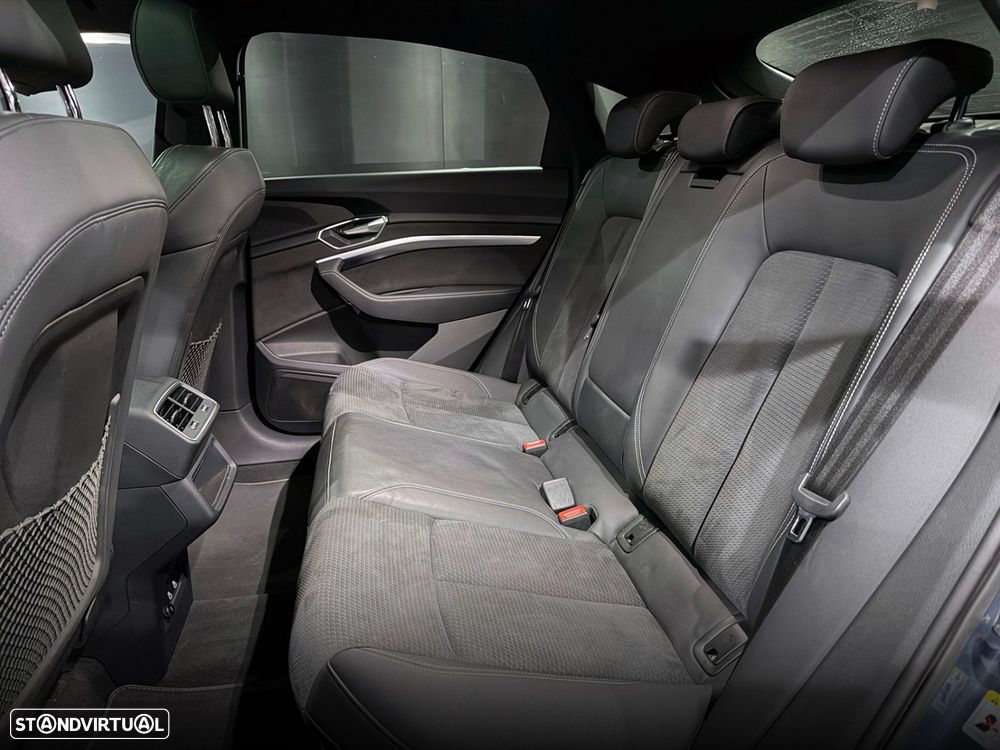 Audi Q8 e-Tron Sportback 50 quattro S line - 39