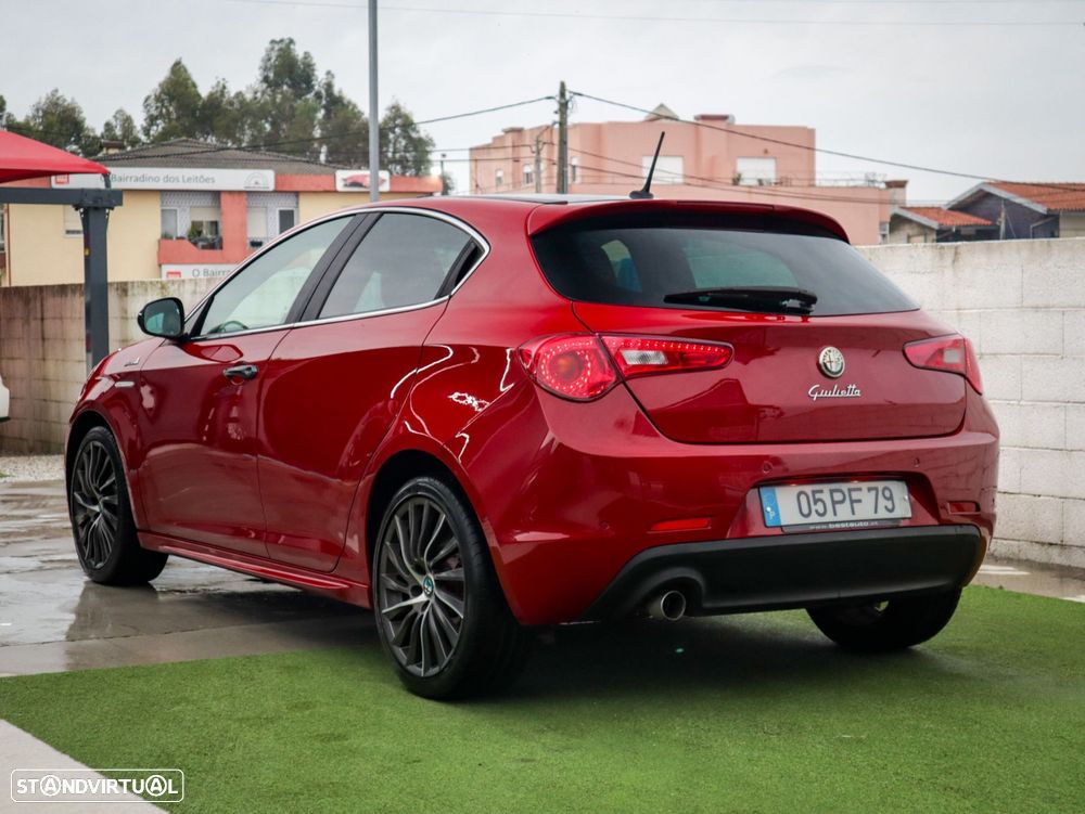 Alfa Romeo Giulietta 1.6 JTDm Exclusive - 11
