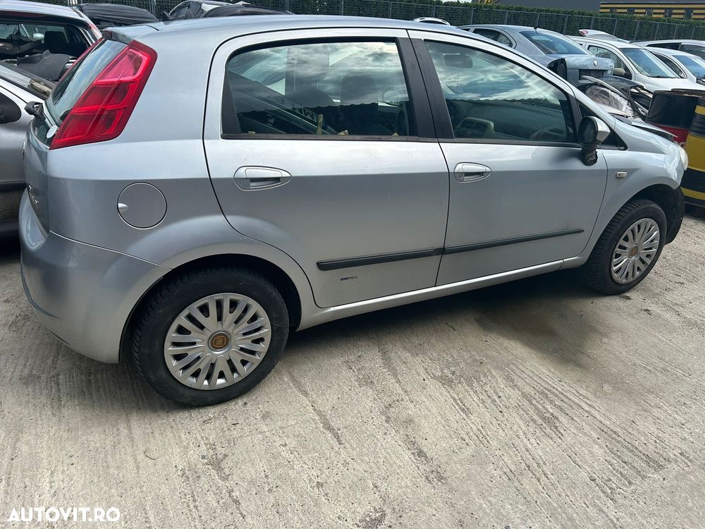 Dezmembrez Fiat Grande Punto 1.2 199 A4.000 2007