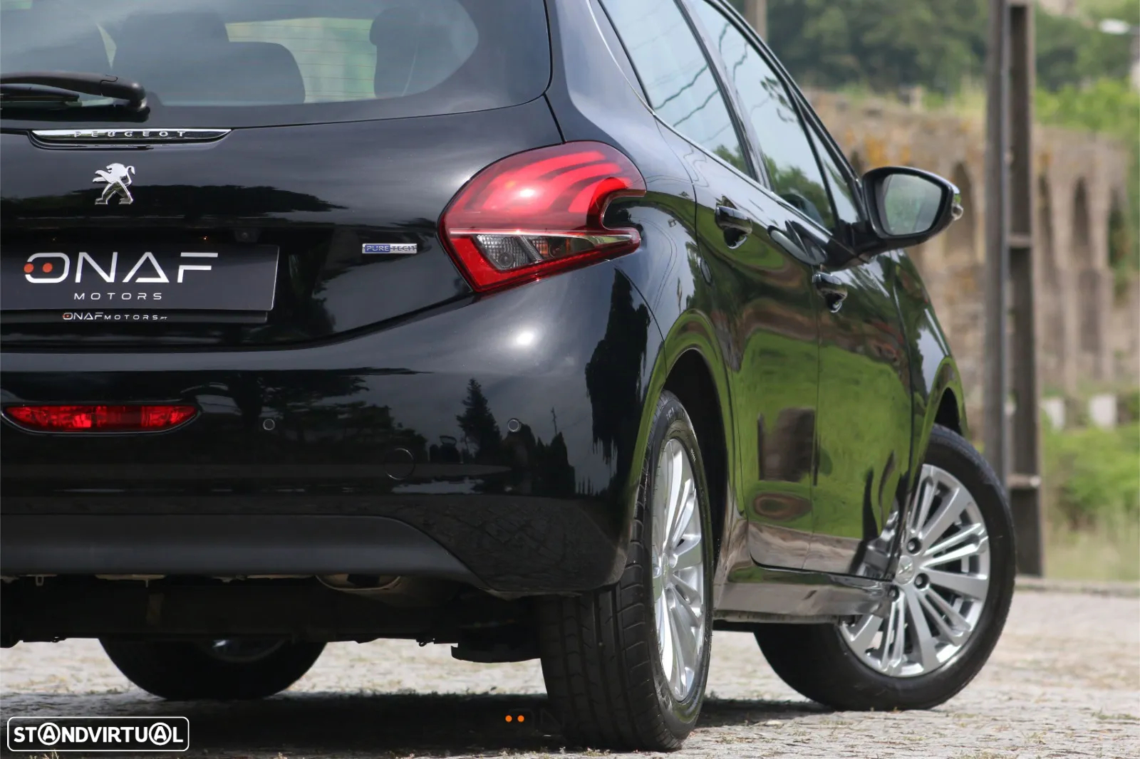 Peugeot 208 1.2 PureTech Allure - 6