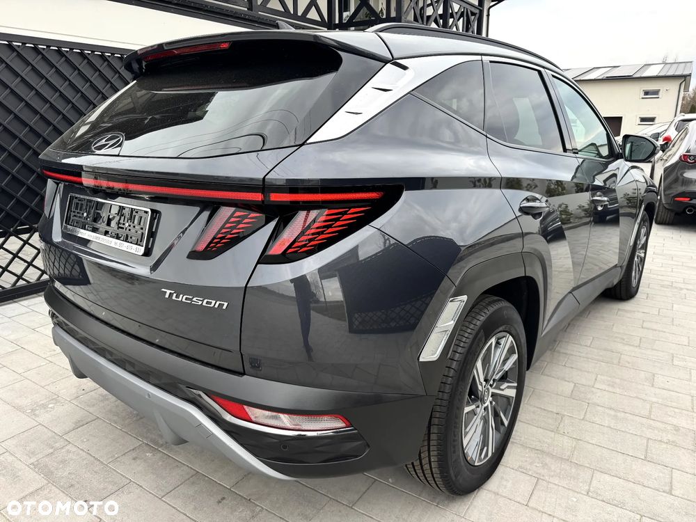 Hyundai Tucson 1.6 T-GDi 48V-Hybrid 2WD Trend - 19