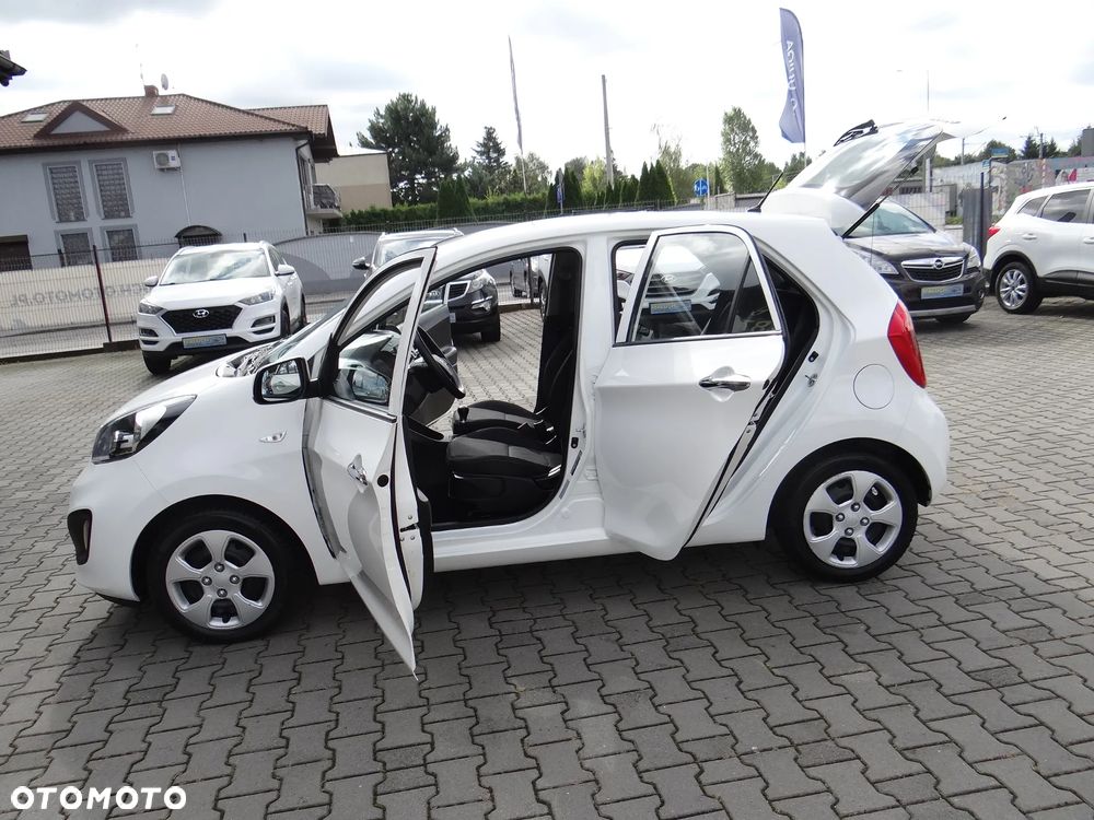 Kia Picanto 1.0 Dream Team Edition - 14