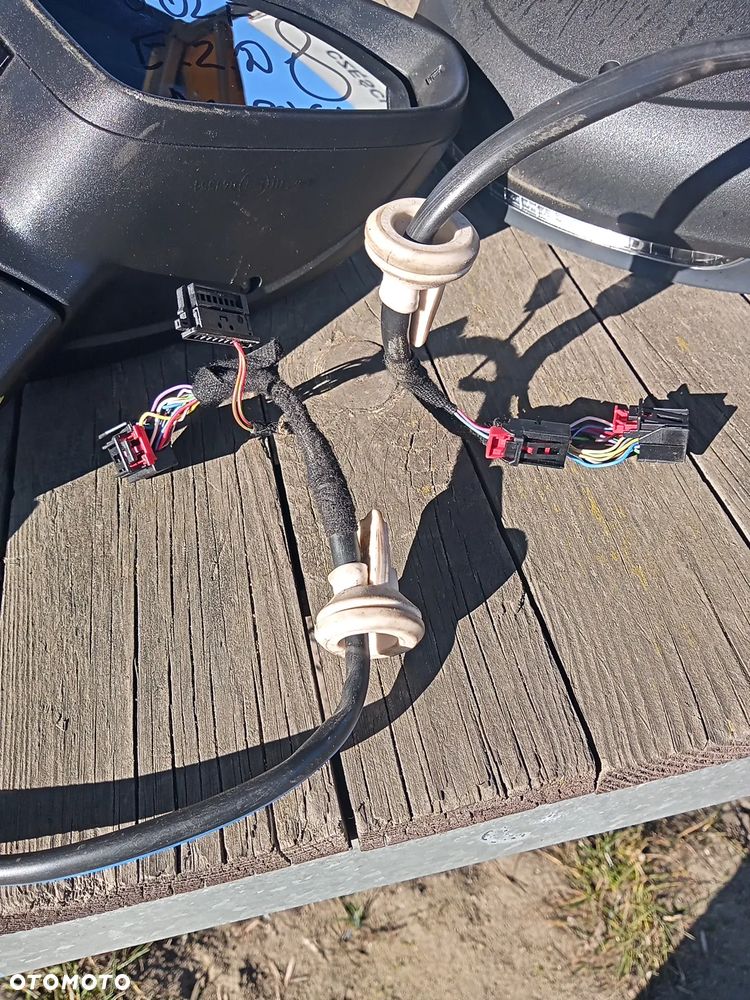 LUSTERKO VW GOLF VIII Lewe Prawe Asystent 13+3 pin - 9