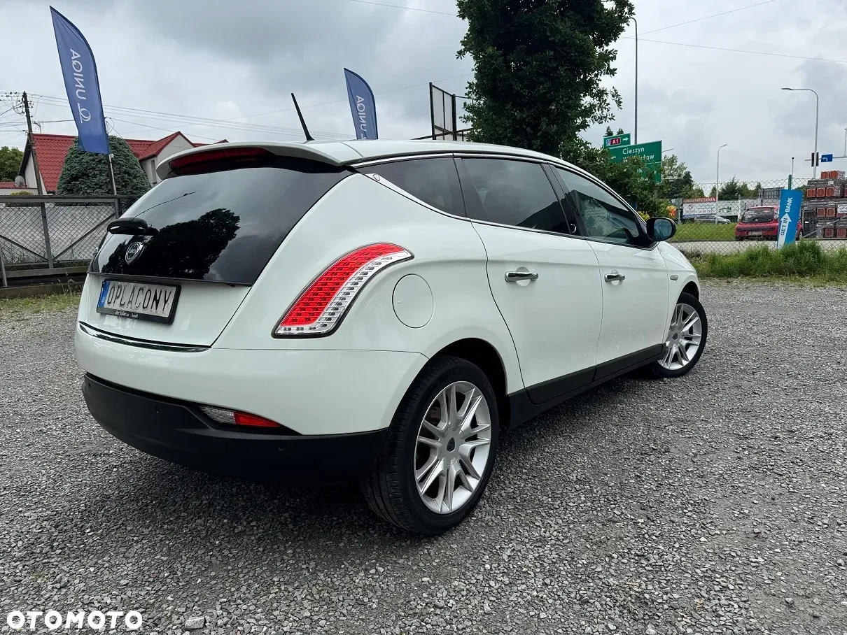 Lancia Delta - 14