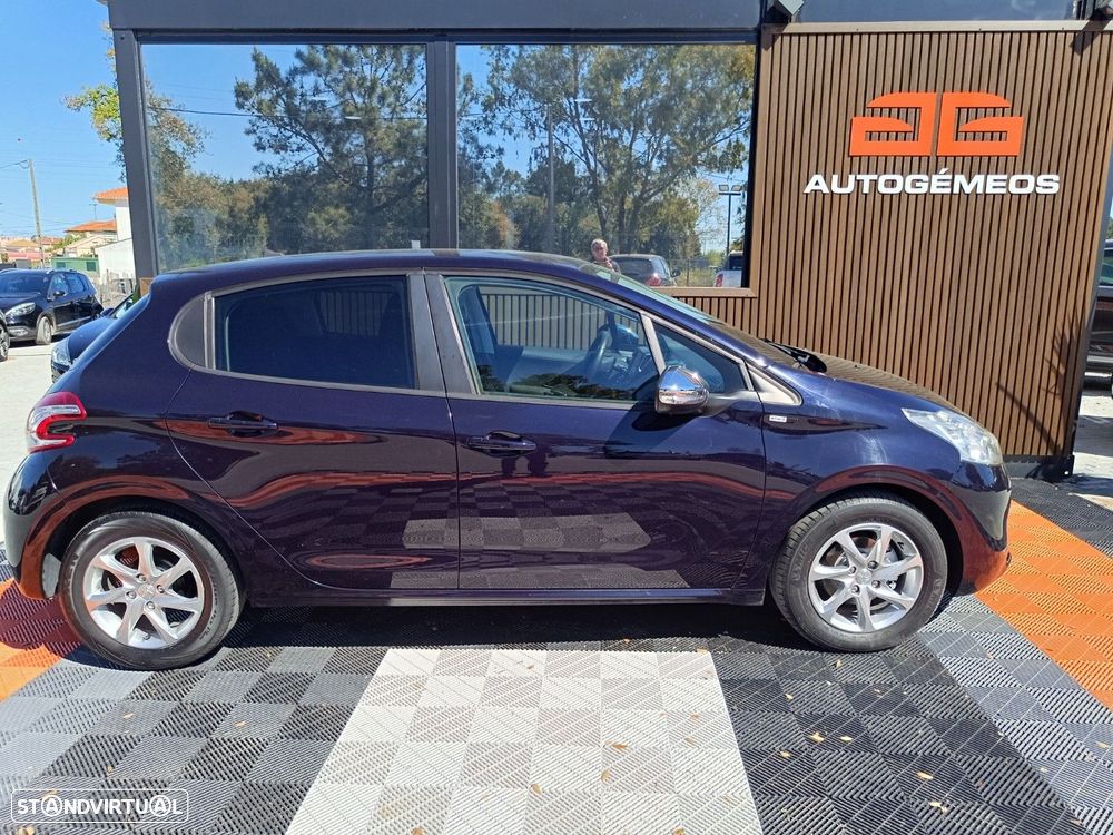 Peugeot 208 1.2 VTi SE Style - 8