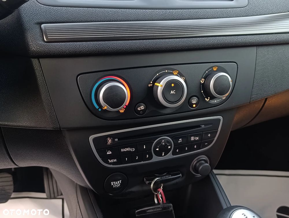 Renault Megane - 24