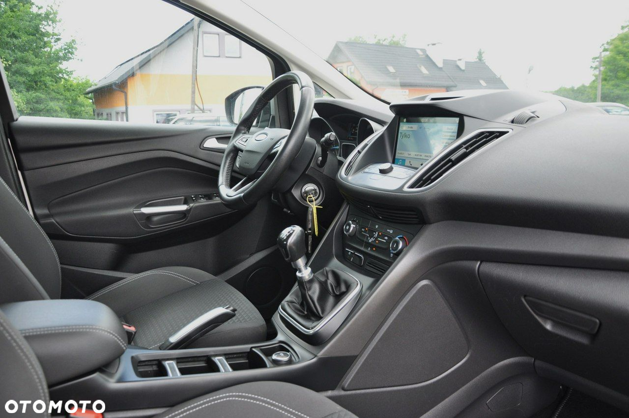 Ford Grand C-MAX - 16
