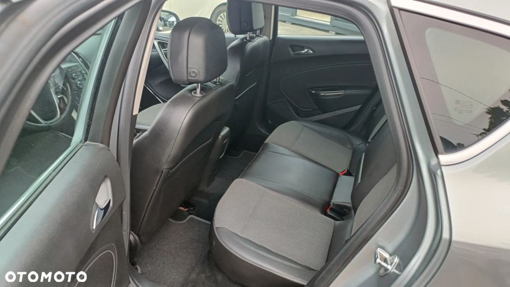 Opel Astra - 8
