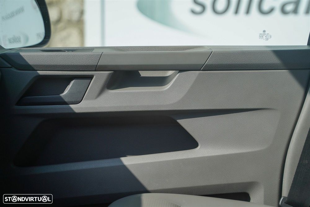 VW Caravelle 2.0 TDi BM Longa Comfortline - 26