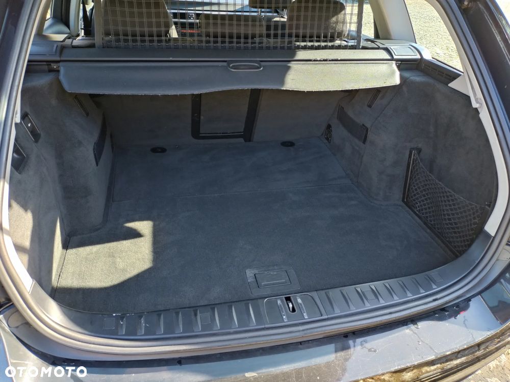 BMW Seria 3 320d - 19