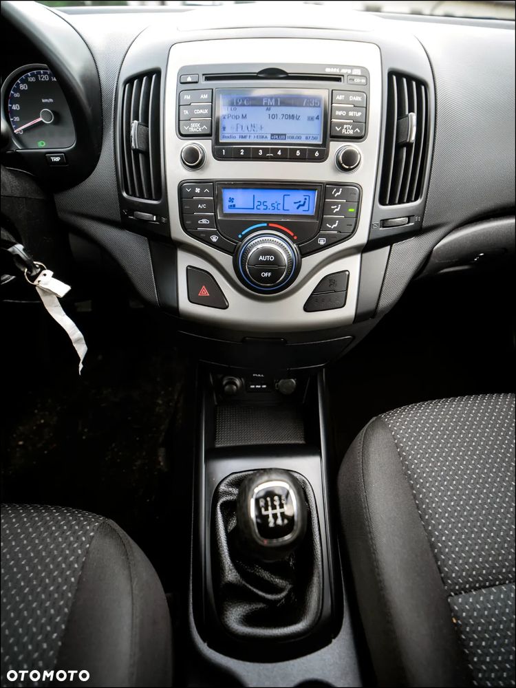 Hyundai i30 - 23