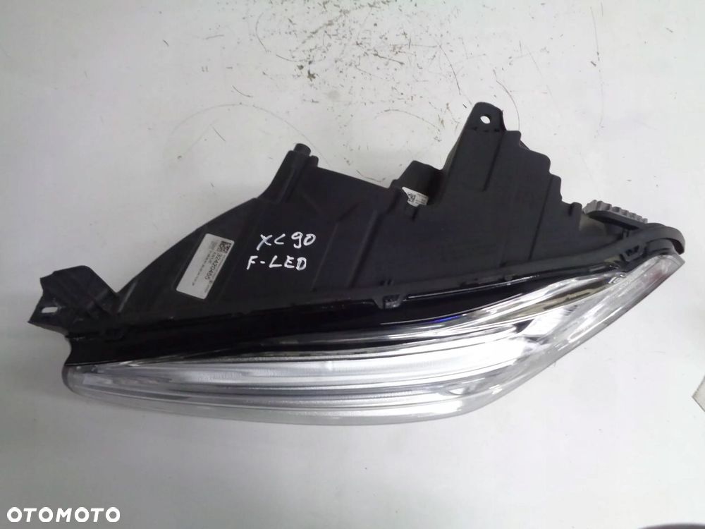 volvo xc 90 xc90 lampa lewy przód przednia full led 14r- - 2