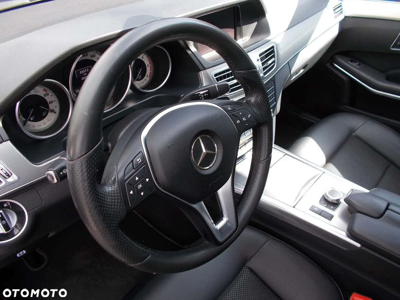 Mercedes-Benz Klasa E 220 BlueTEC 4-Matic Elegance - 20