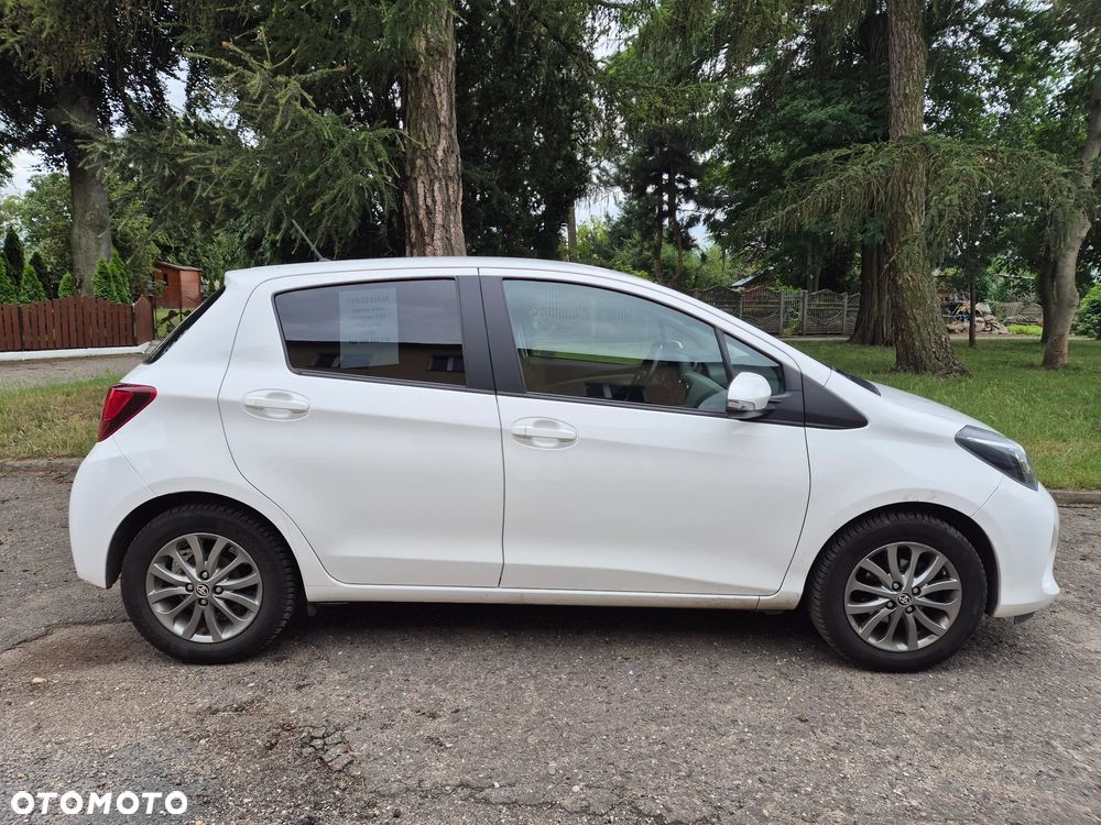 Toyota Yaris 1.33 Premium - 4