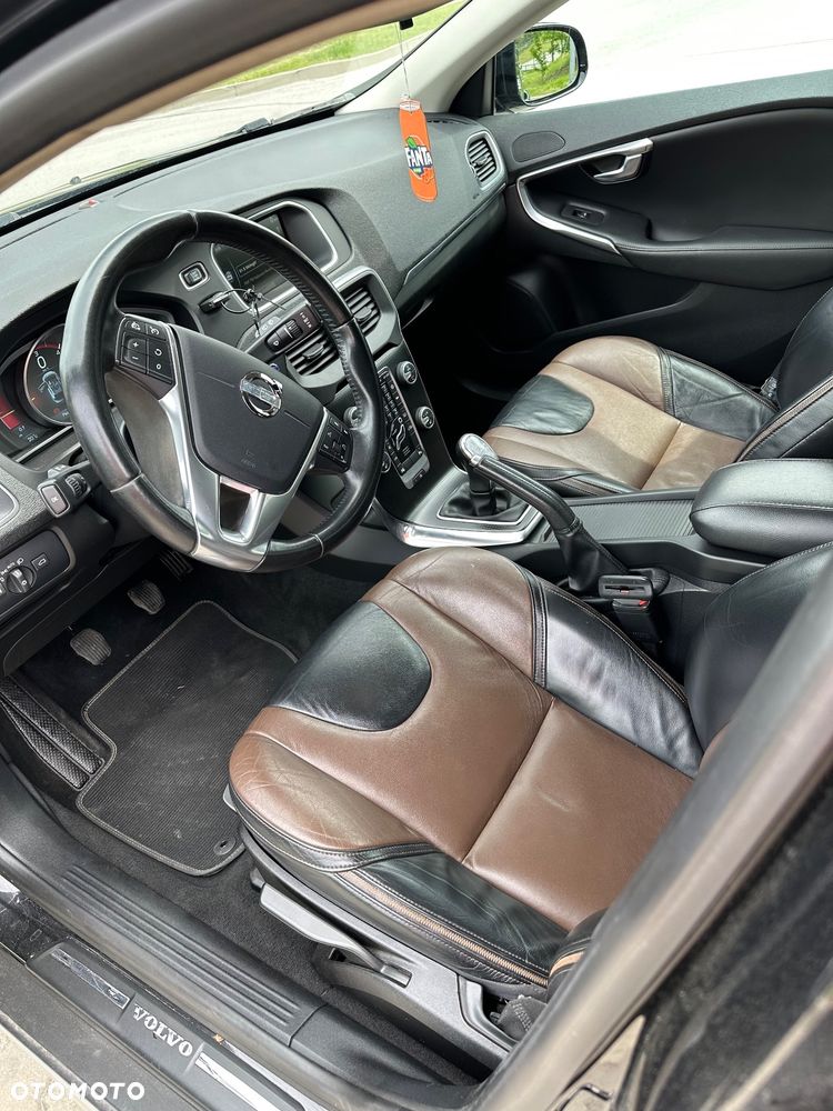 Volvo V40 D3 Drive-E Summum - 14