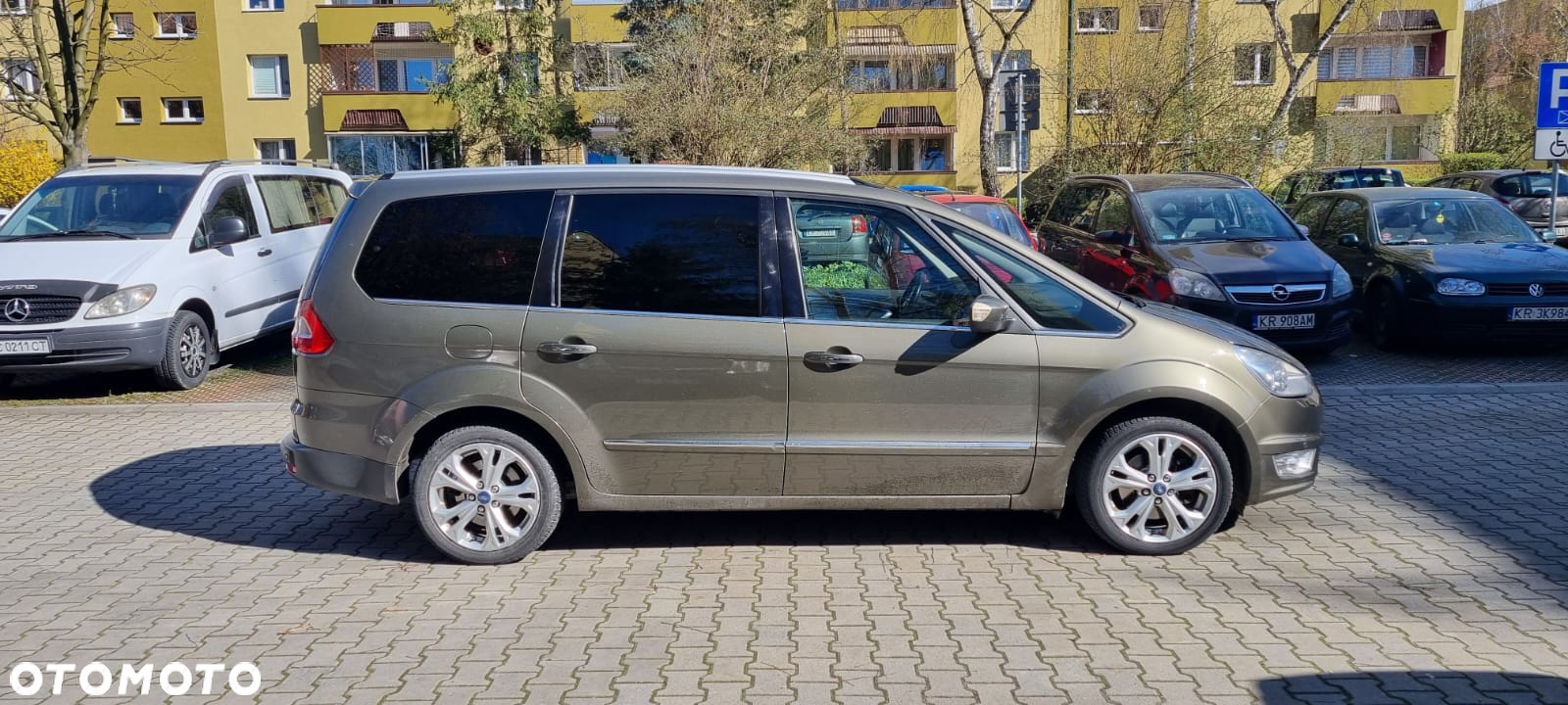 Ford Galaxy - 5
