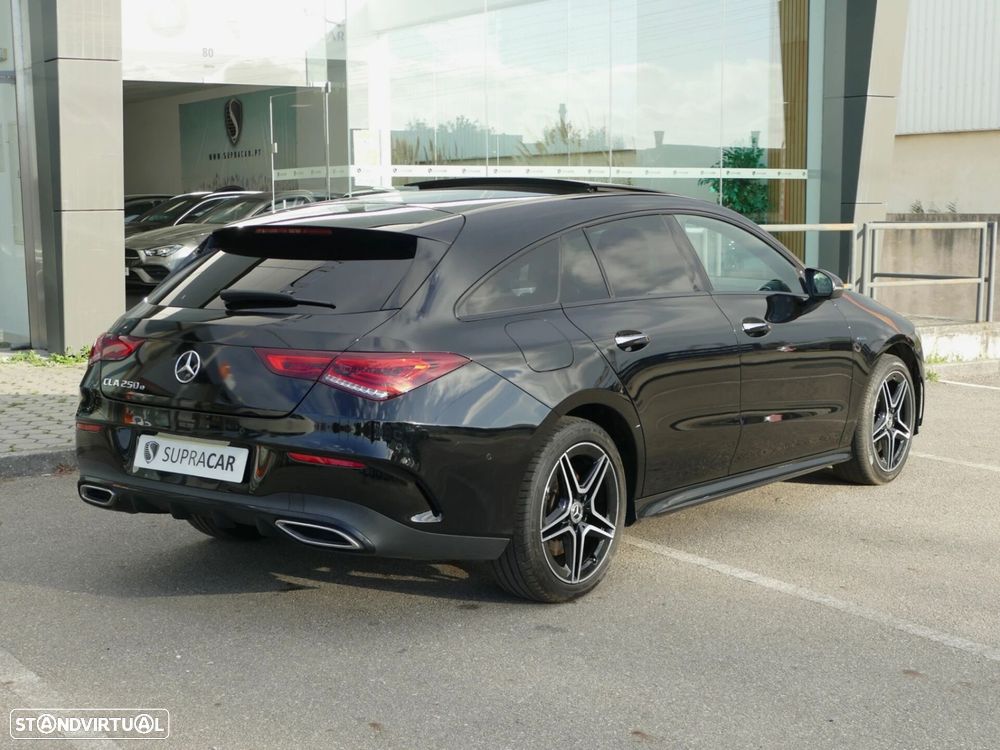 Mercedes-Benz CLA 250 e AMG Line - 3