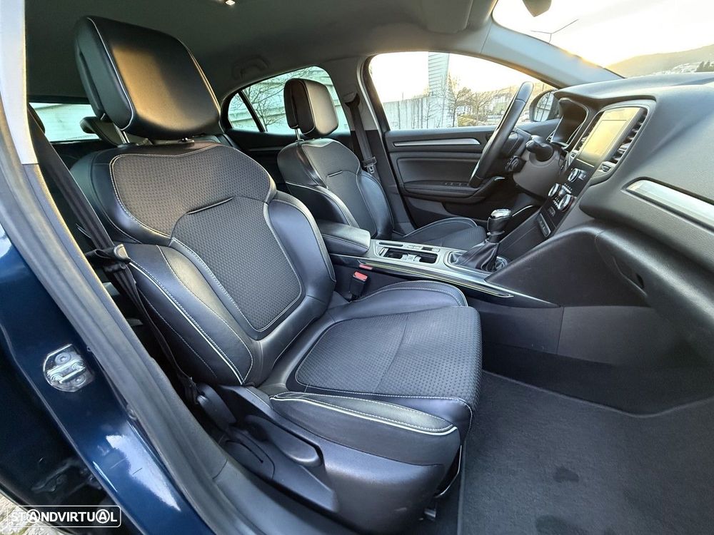 Renault Mégane 1.5 dCi Bose Edition - 13