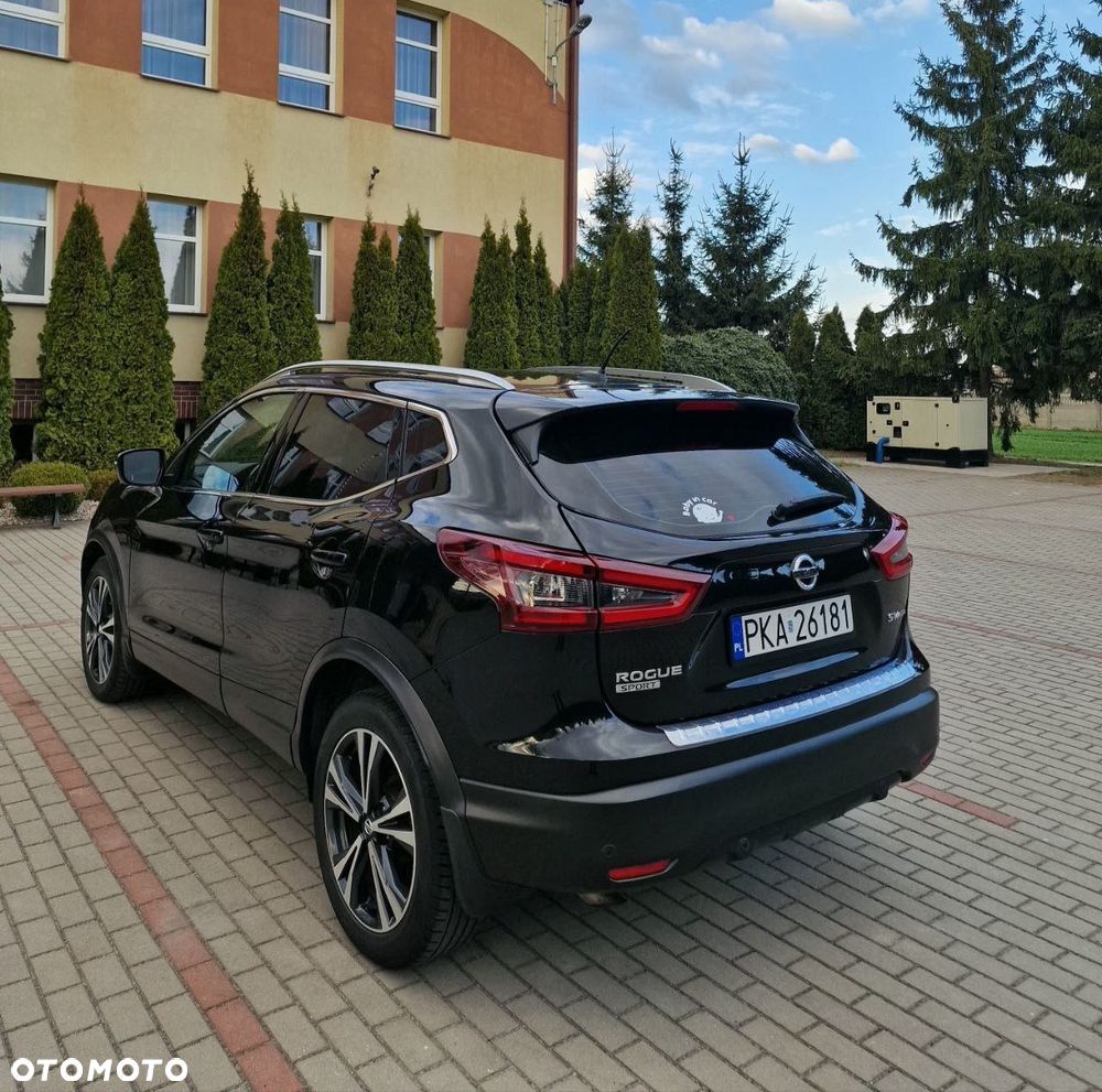Nissan Rogue - 4