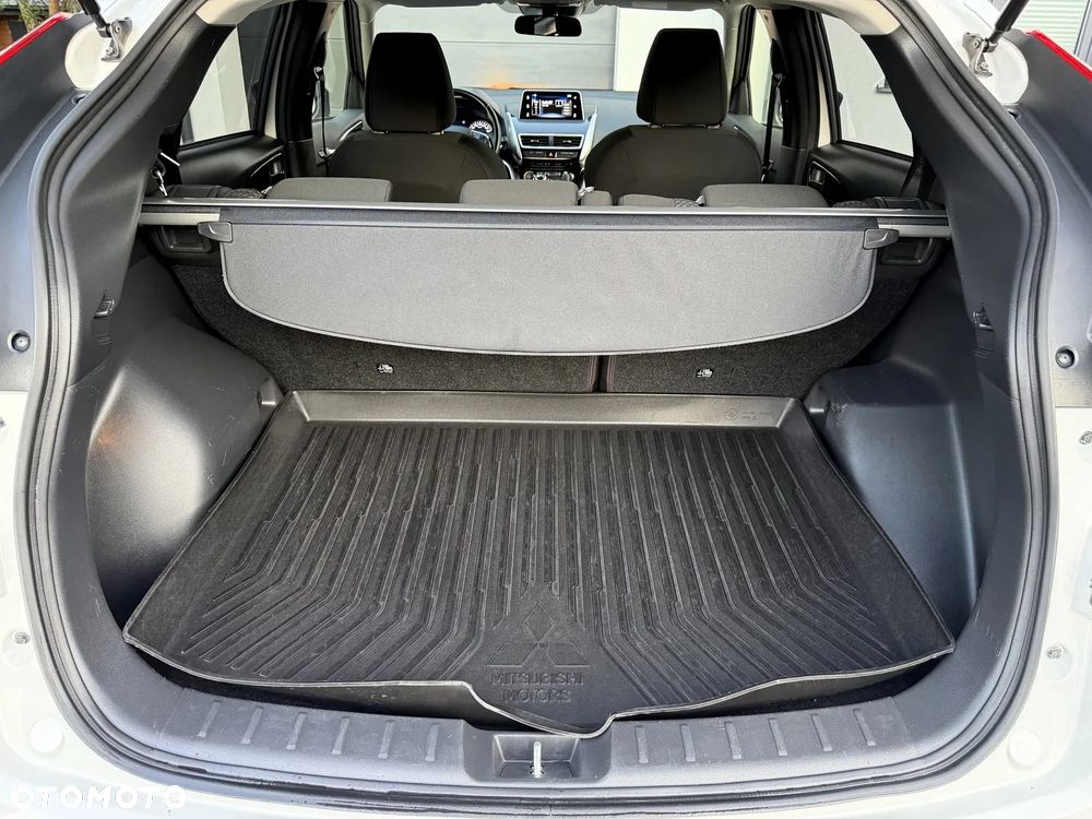 Mitsubishi Eclipse Cross 1.5 T Invite Plus - 33