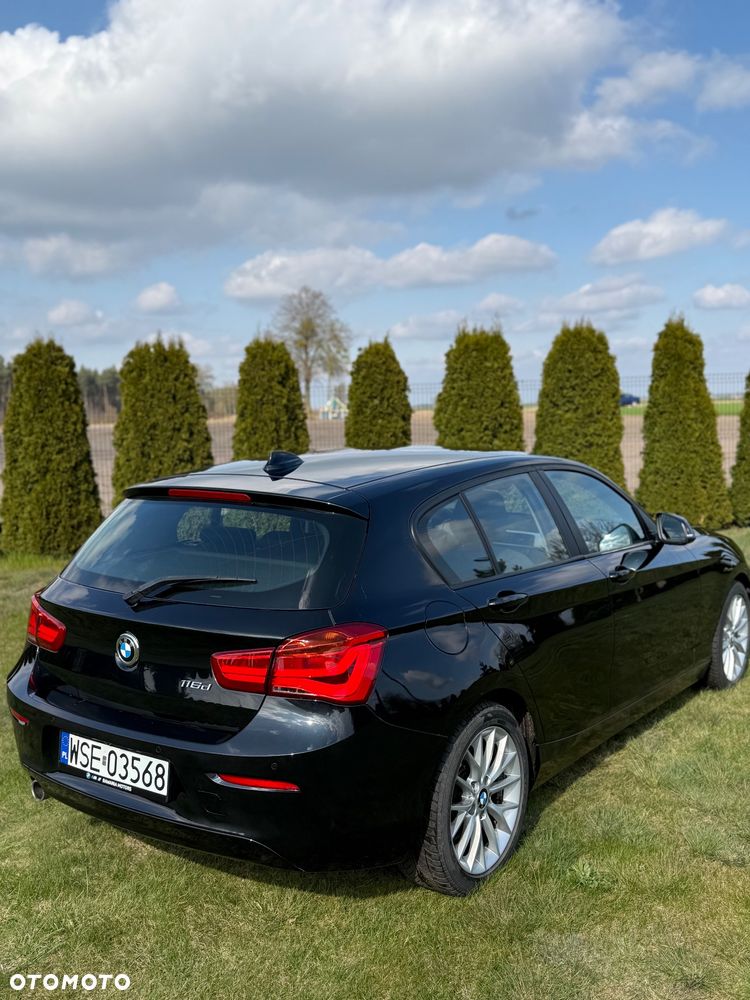 BMW Seria 1 116d - 2