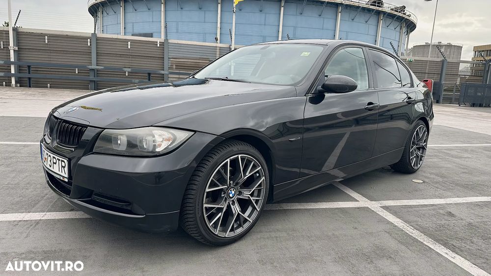 BMW Seria 3 318i - 2
