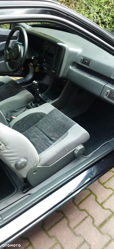 Volvo Seria 400 - 6