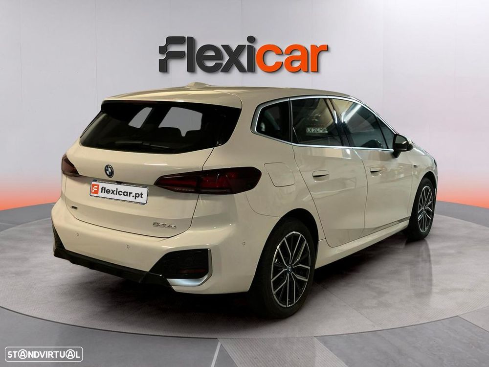 BMW 225xe Active Tourer e xDrive Pack Desportivo M - 8