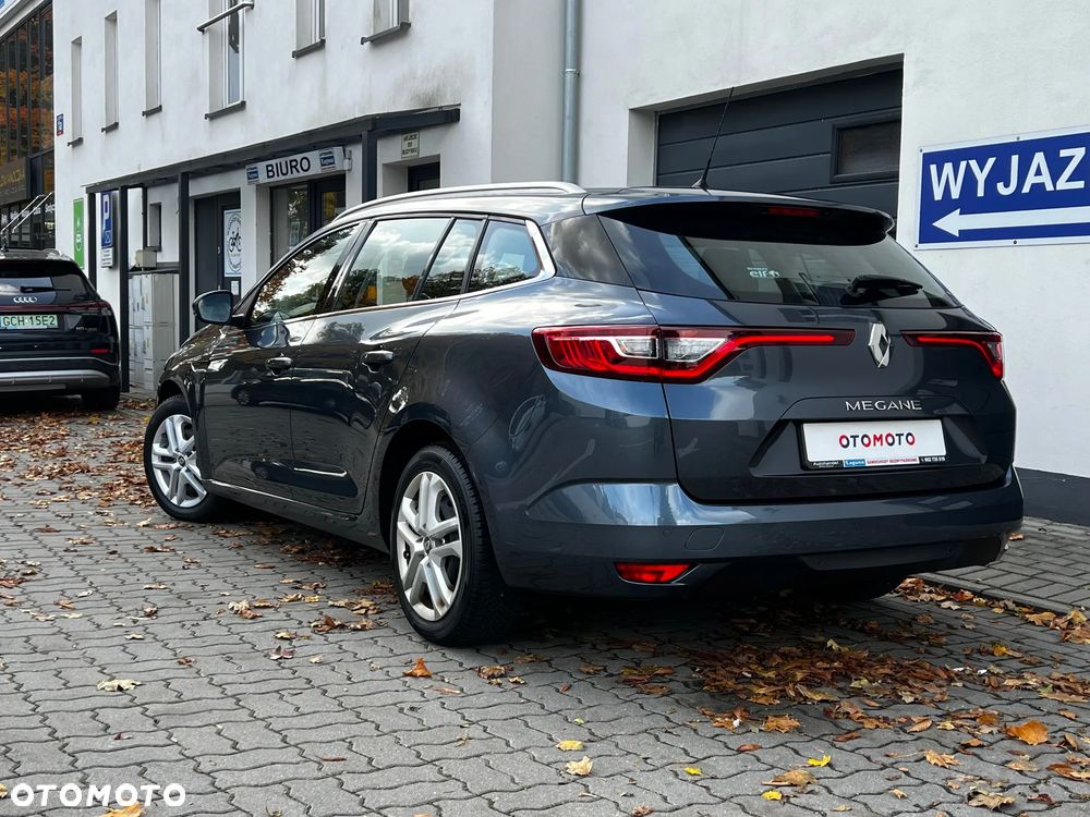 Renault Megane TCe 140 GPF BUSINESS EDITION - 23