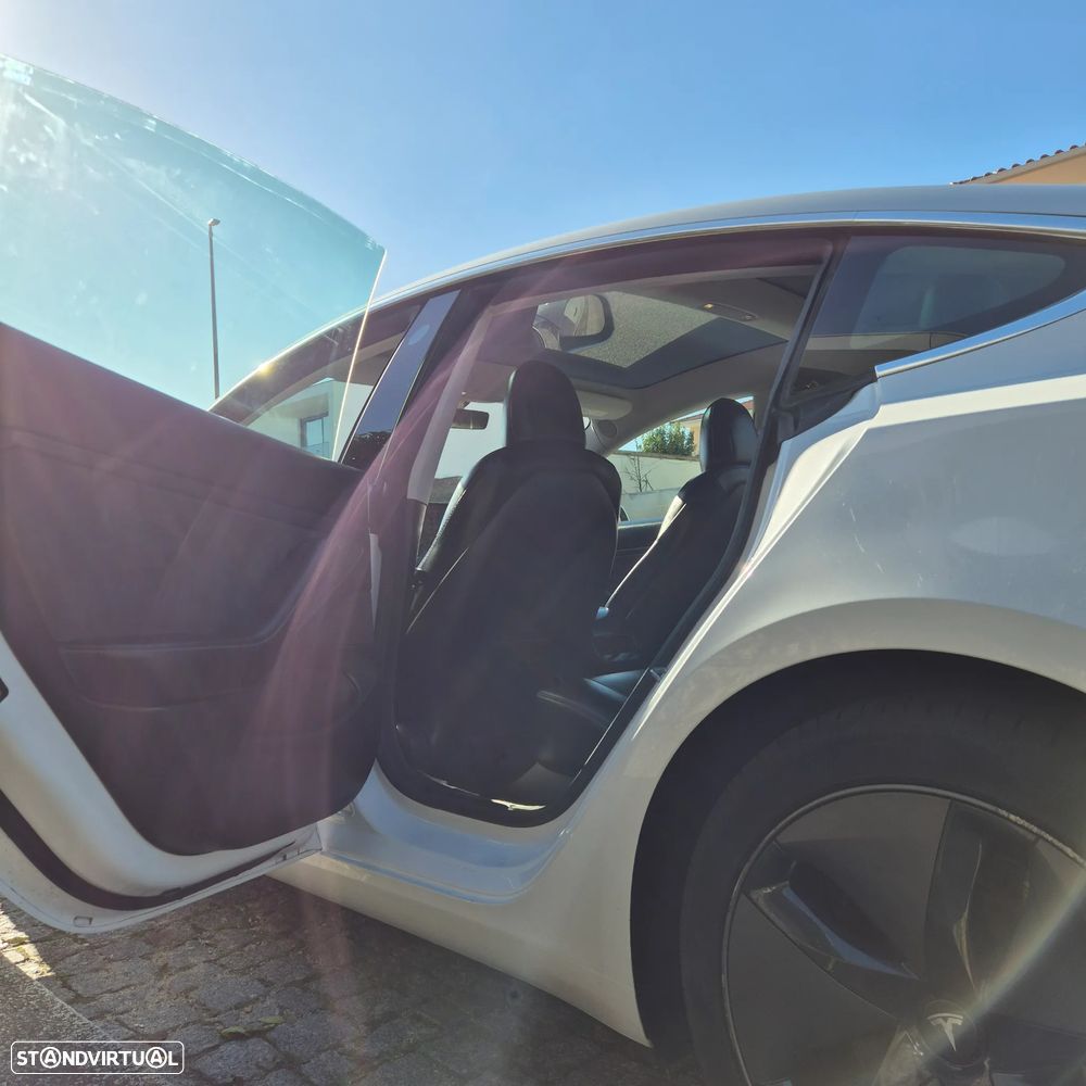 Tesla Model 3 Long Range Tração Integral - 17