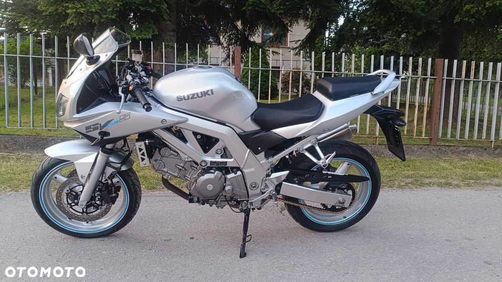 Suzuki SV - 13