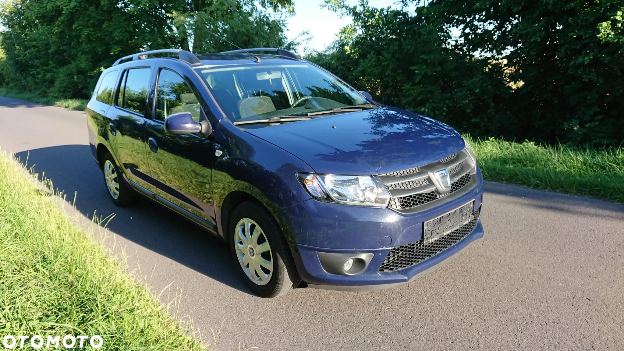 Dacia Logan MCV 1.2 16V 75 Essentiel - 1