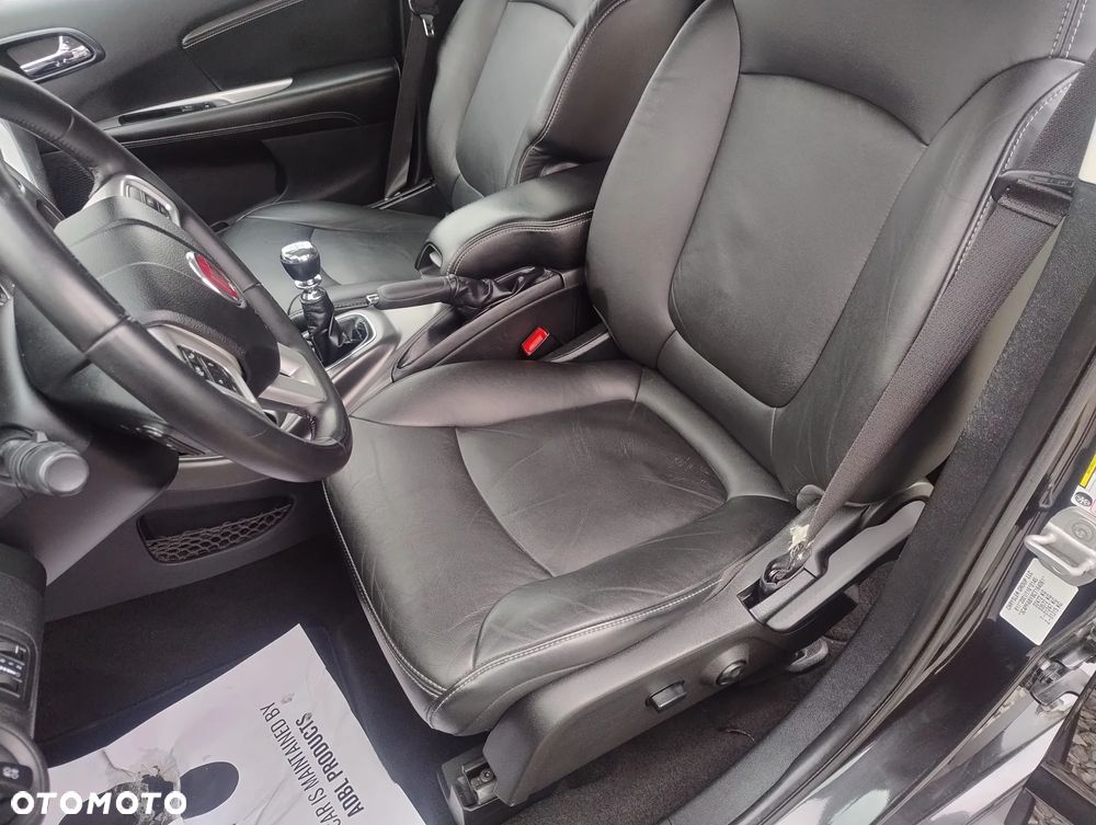 Fiat Freemont 2.0 Multijet Urban - 38