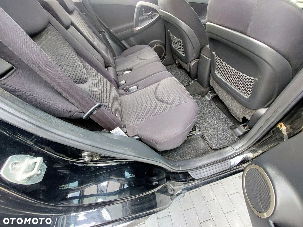 Toyota RAV4 2.2 D-4D Sol 180 - 8