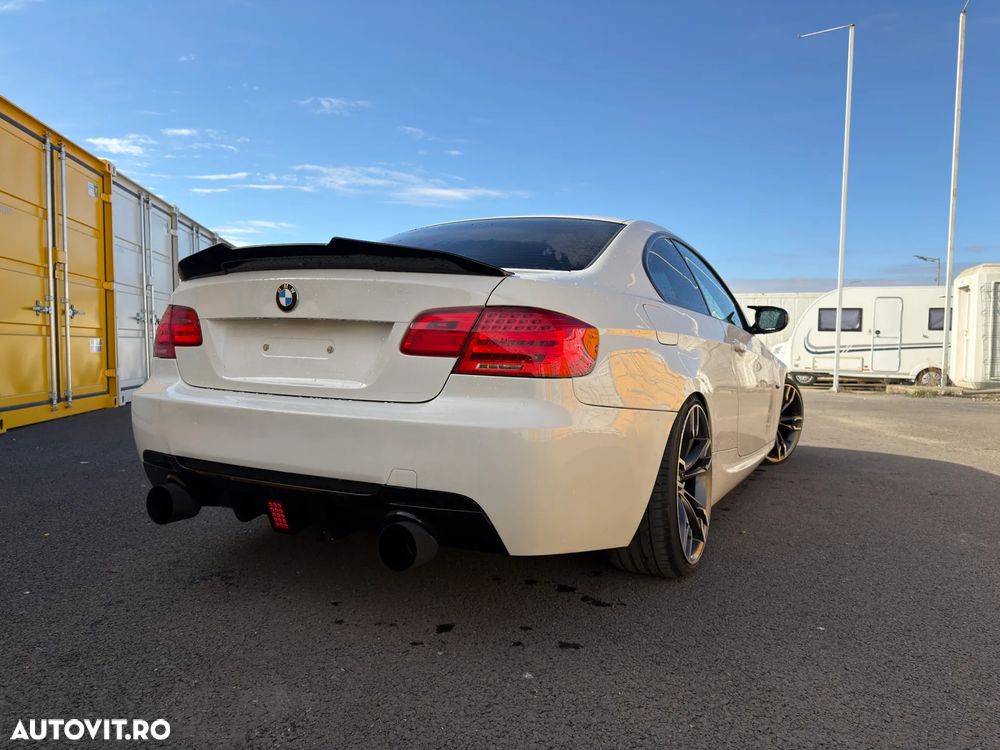 BMW Seria 3 320d - 5