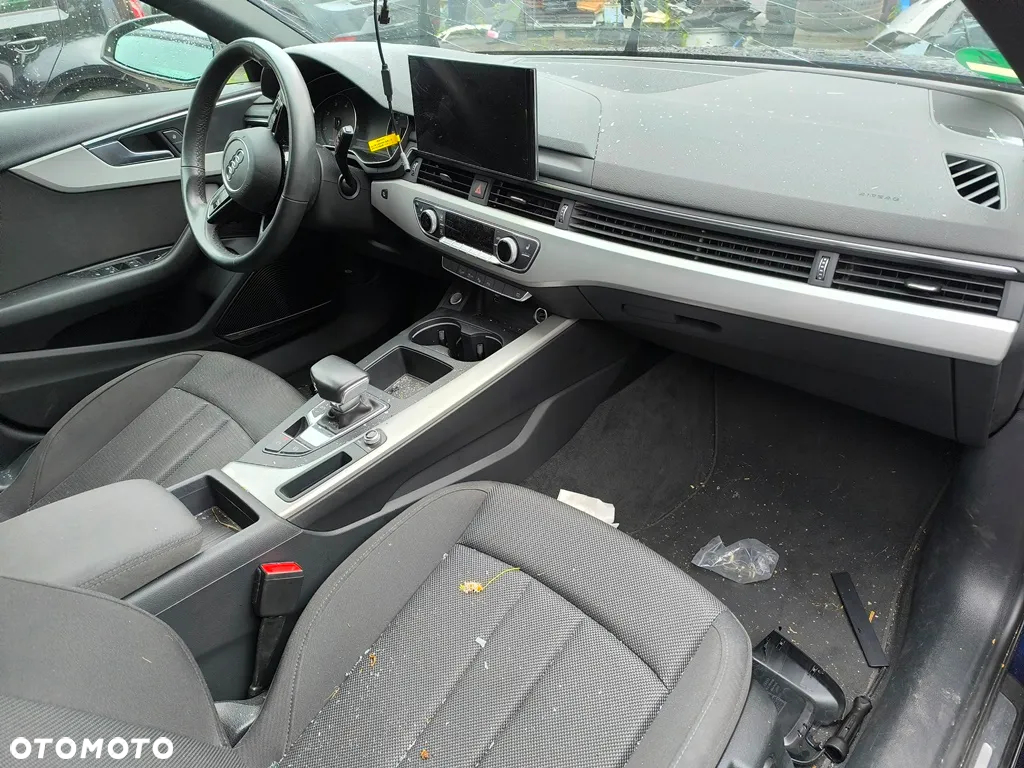 Audi A4 35 TDI S tronic advanced - 24