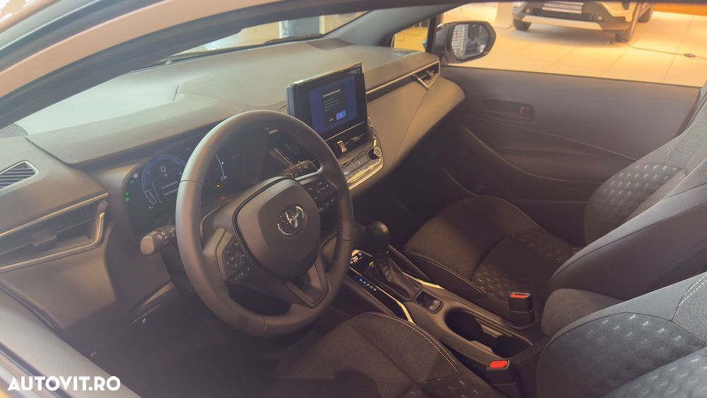 Toyota Corolla 1.8 HSD Eco - 21