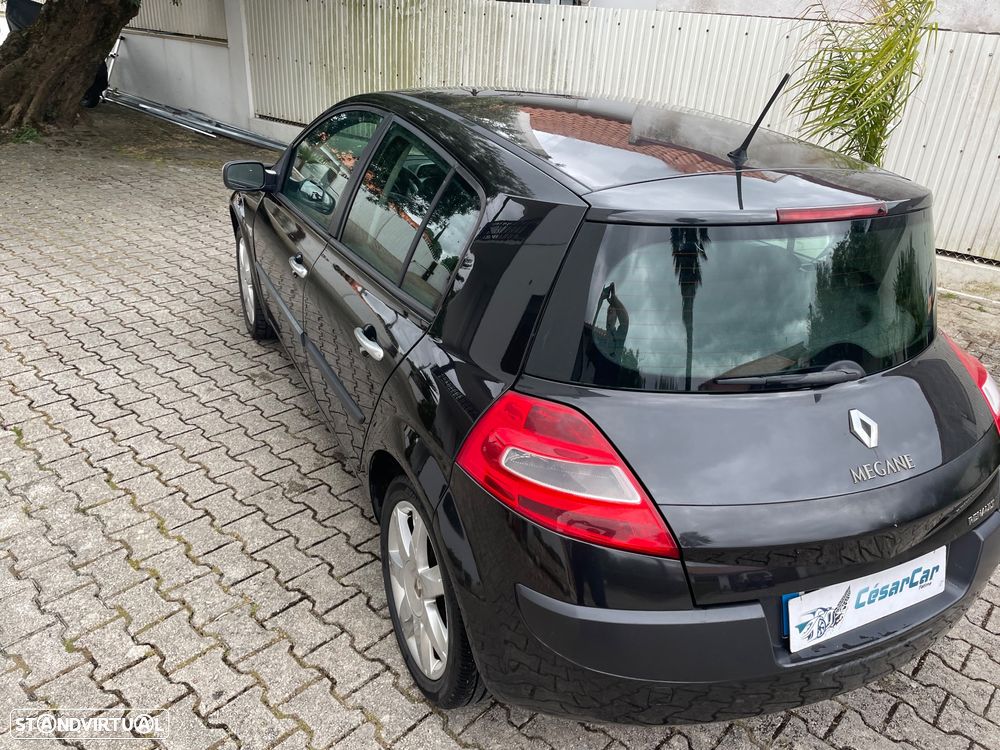 Renault Mégane 1.5 dCi Privilège - 14