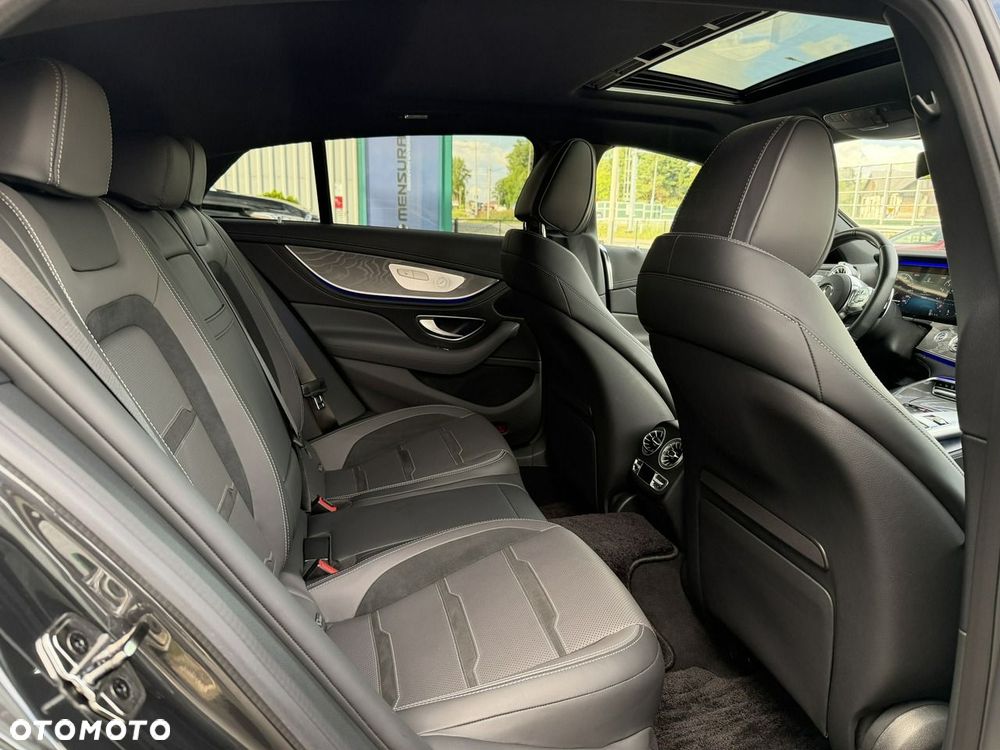 Mercedes-Benz AMG GT 43 4Matic+ 4D Speedshift TCT 9G - 32