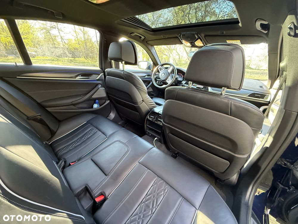 BMW Seria 5 520d MHEV M Sport sport - 24